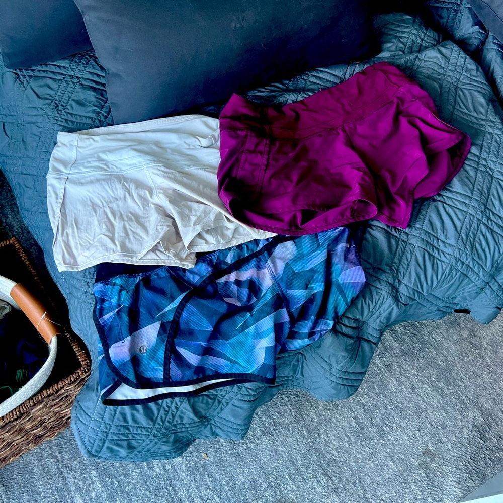 Lululemon Shorts Size 4